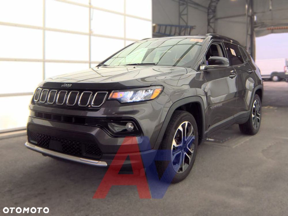 Jeep Compass - 4
