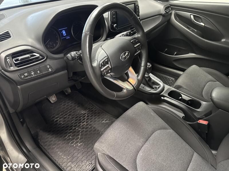 Hyundai i30 1.5 DPI Smart - 10