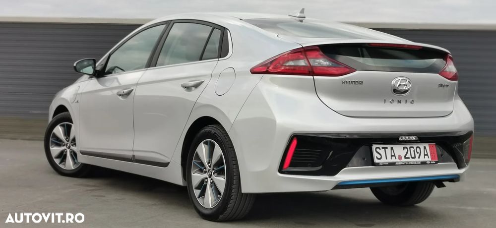 Hyundai IONIQ 1.6 GDI Premium - 5
