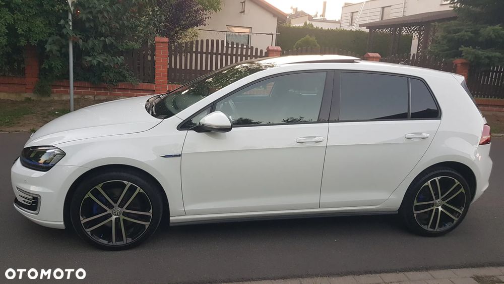 Volkswagen Golf - 4