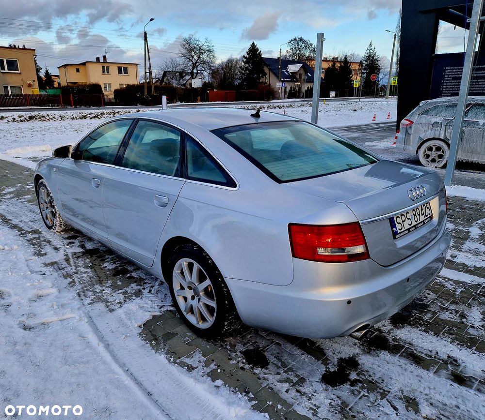 Audi A6 Limousine 3.2 FSI Quattro Tiptronic - 4