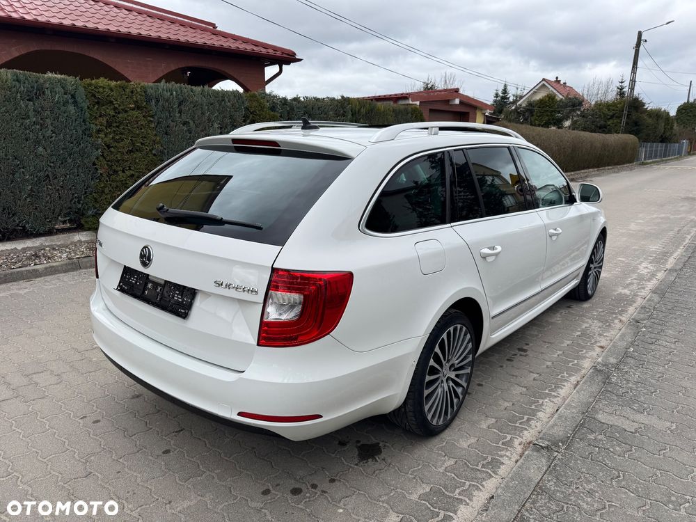 Skoda Superb 2.0 TDI DSG L&K - 4