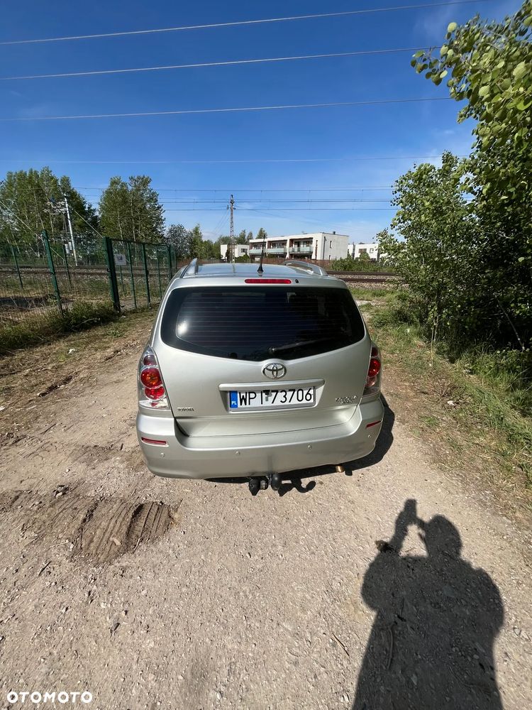 Toyota Corolla Verso 1.8 Sol - 3
