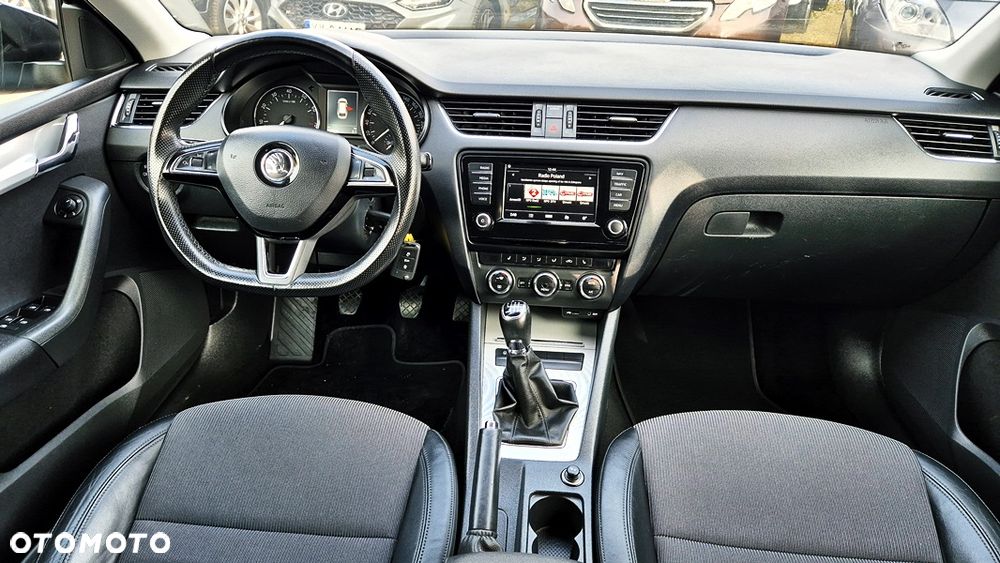 Skoda Octavia 1.4 TSI Business - 35