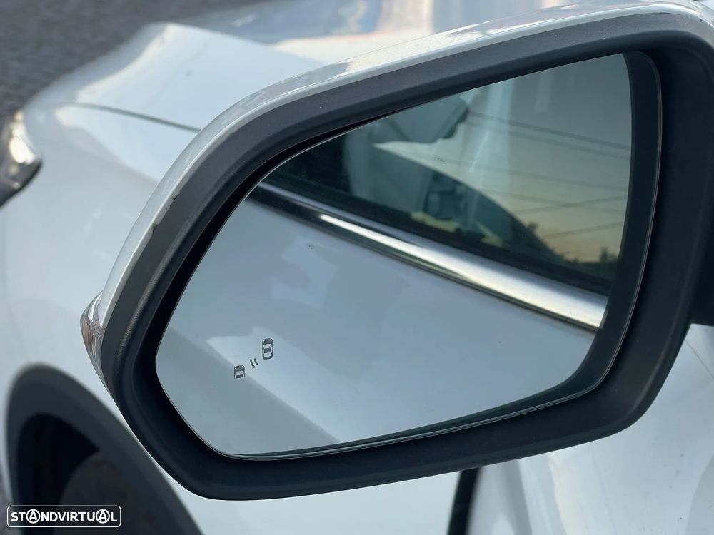 MG ZS Maximal Luxury - 48