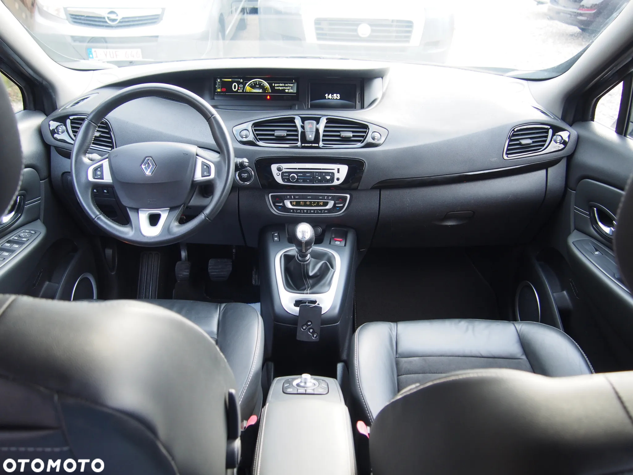 Renault Scenic 1.6dCi Energy Bose Edition - 10
