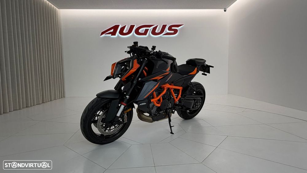 KTM 1390 Super Duke R - 4