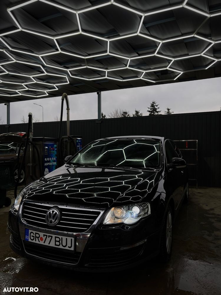 Volkswagen Passat 1.8 TSI Comfortline - 2