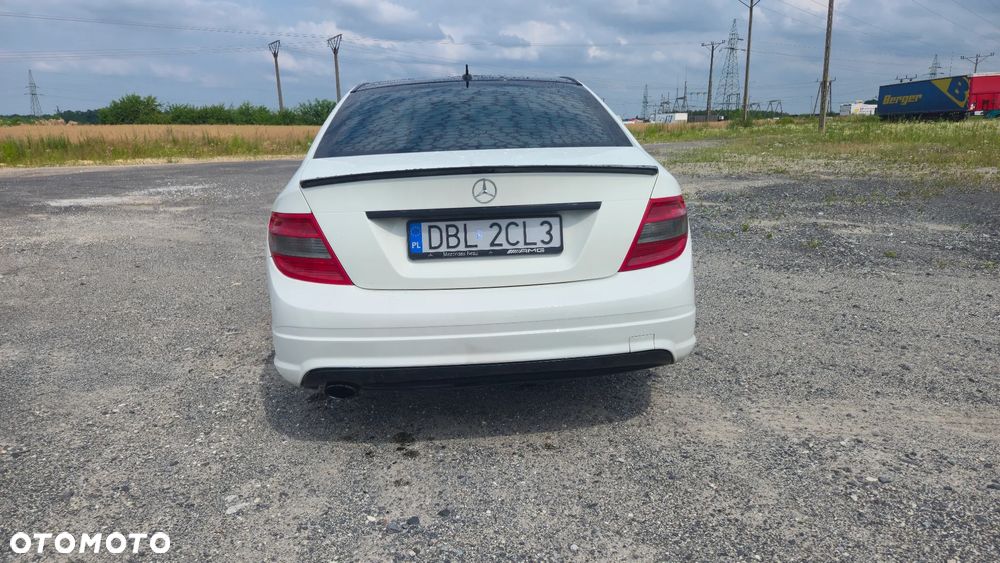 Mercedes-Benz Klasa C 200 CDI Avantgarde - 5