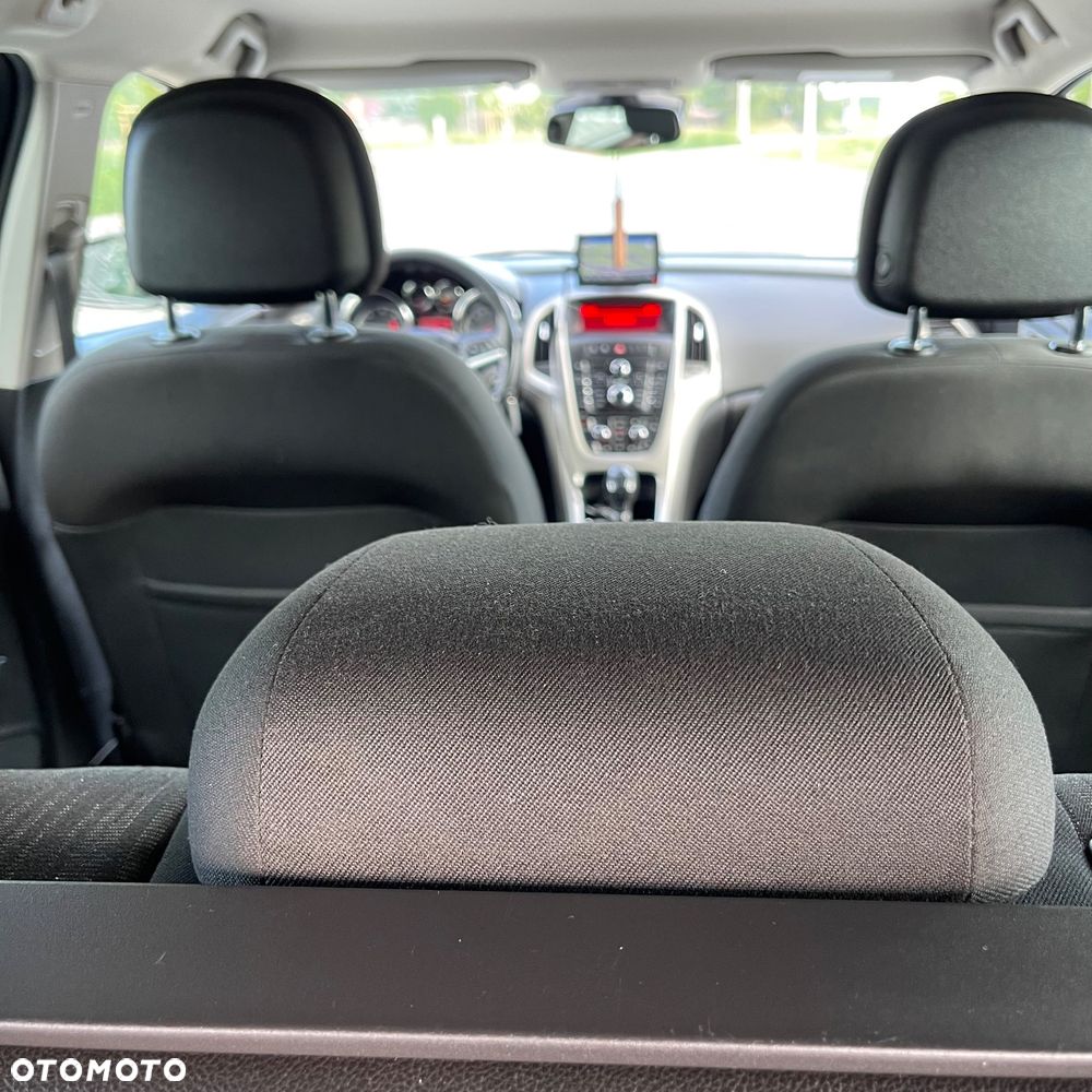 Opel Astra 1.7 CDTI DPF Cosmo - 23