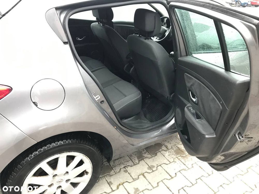Renault Megane - 13