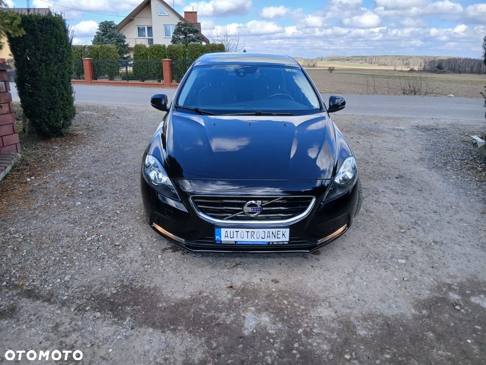Volvo V40 D2 - 8