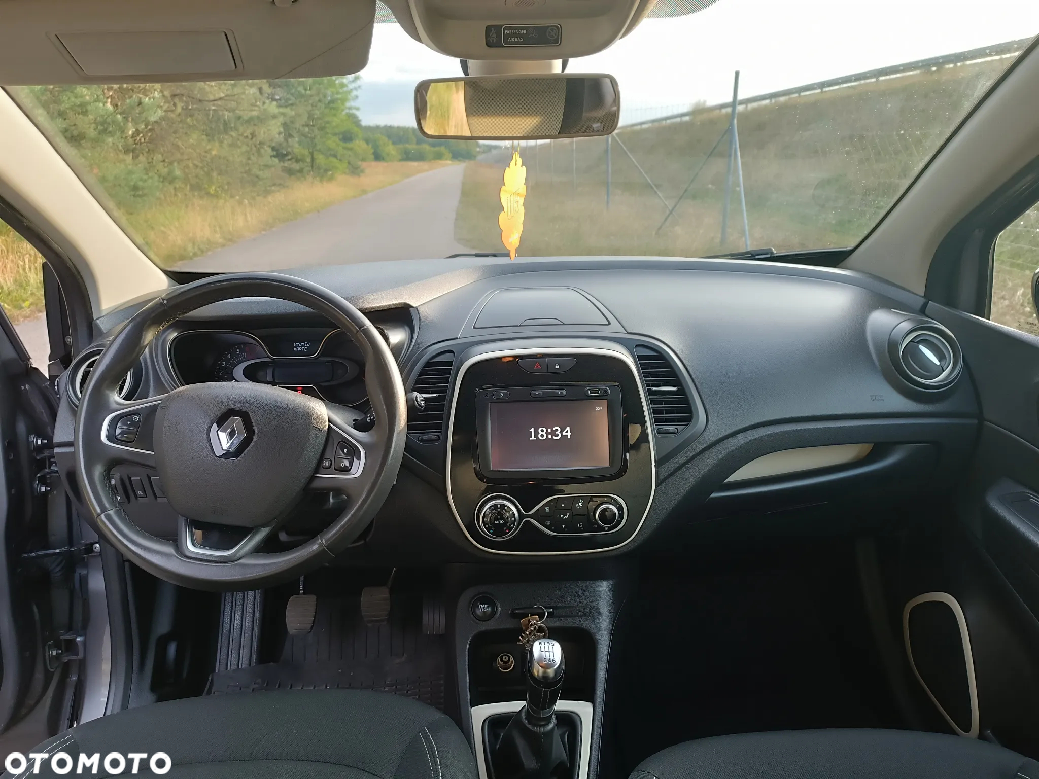 Renault Captur 1.2 Energy TCe Initiale Paris - 9