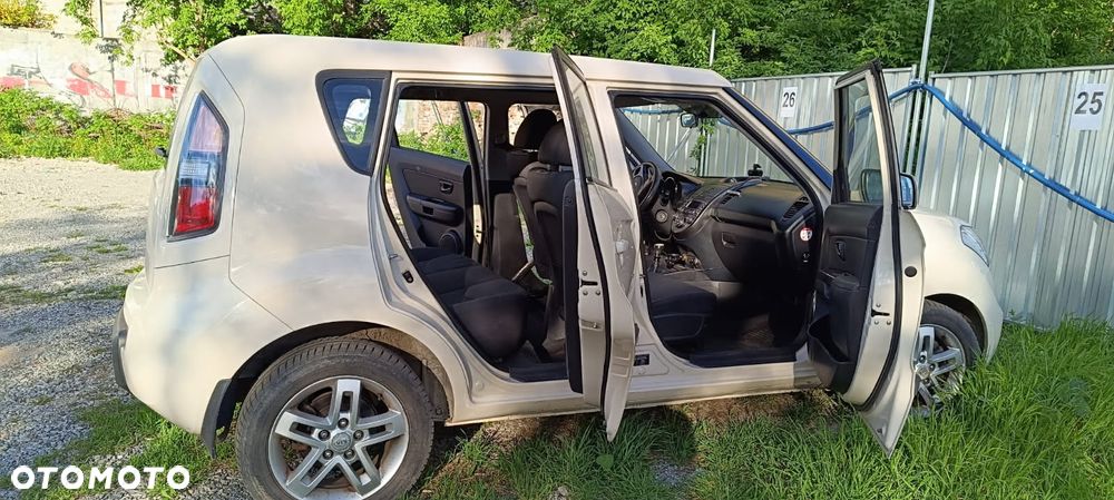 Kia Soul 1.6 M EU5 - 6