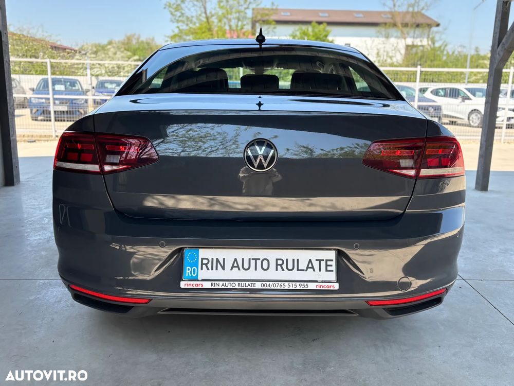 Volkswagen Passat 2.0 TDI Comfortline - 10