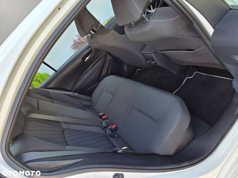 Toyota Corolla - 9