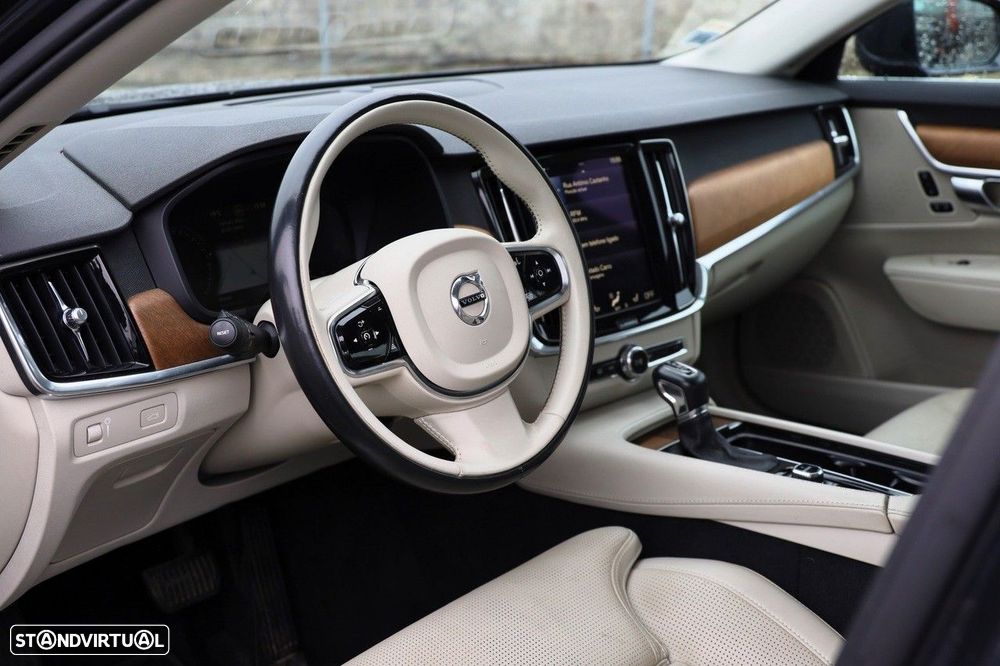 Volvo S90 2.0 D5 Inscription AWD Geartronic - 8