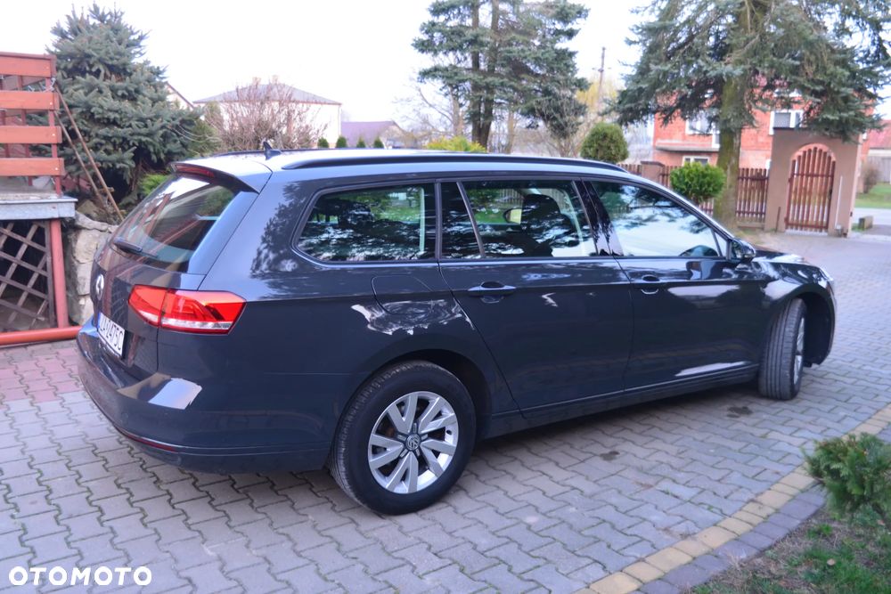 Volkswagen Passat - 6