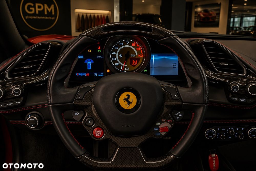 Ferrari 488 - 5