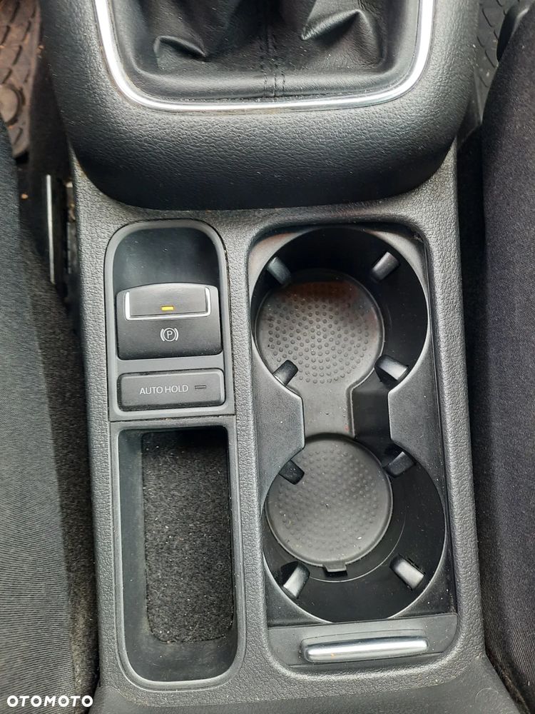 Volkswagen Tiguan - 5