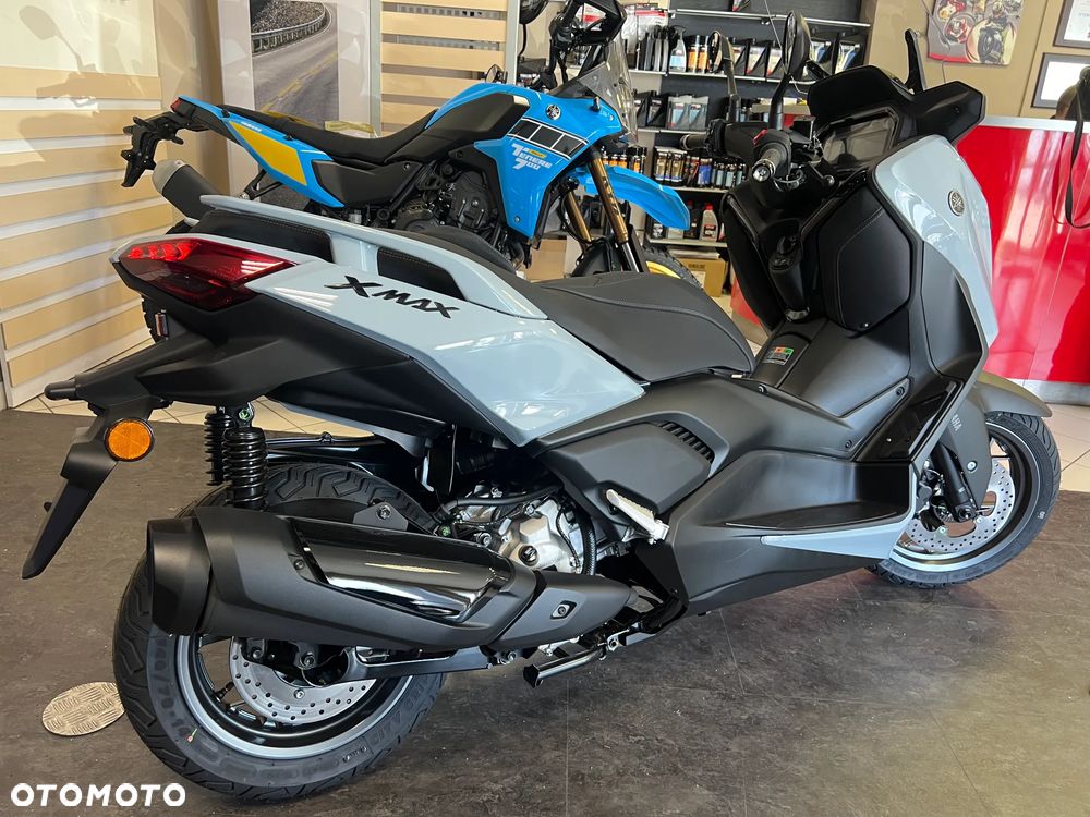 Yamaha X-max - 13