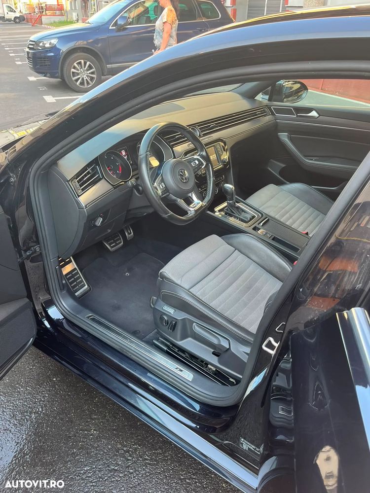 Volkswagen Passat 2.0 TDI DSG Highline - 5