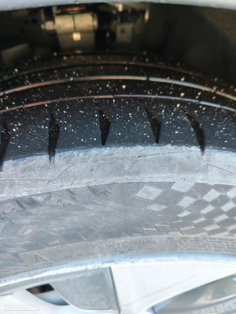 Tesla Model Y Tração Traseira - 7