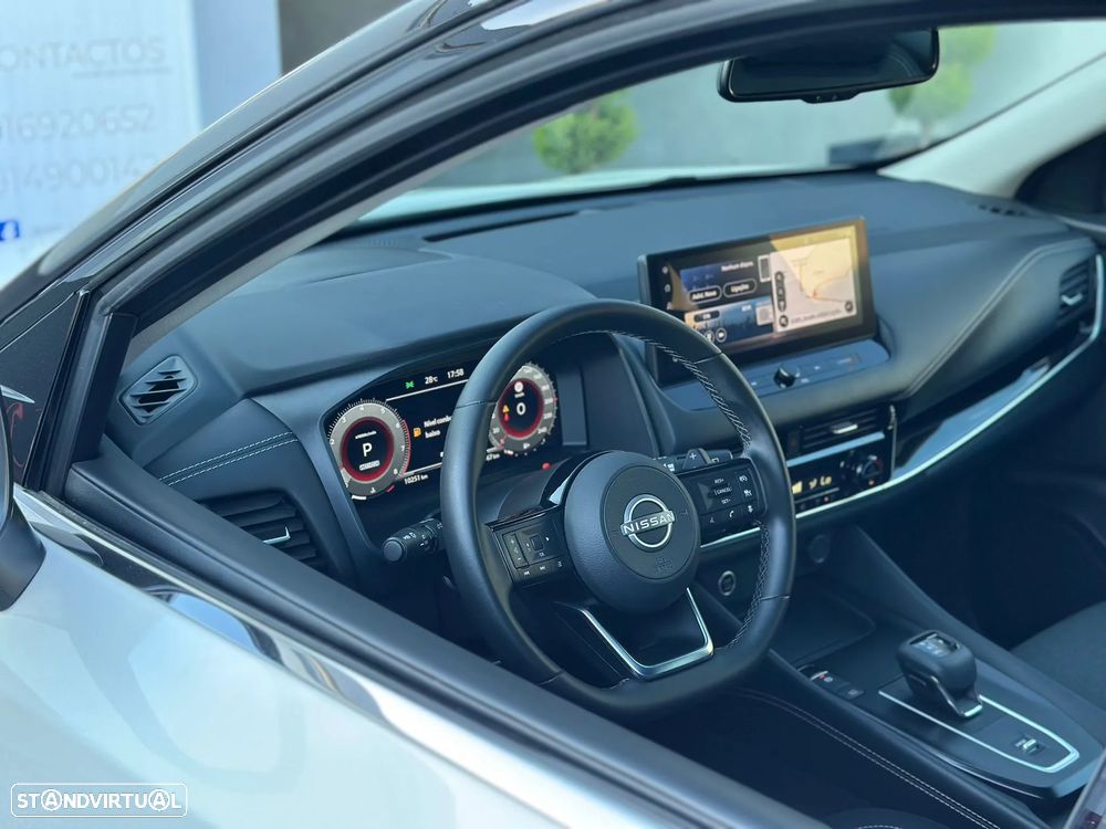 Nissan Qashqai 1.3 DIG-T N-Connecta Xtronic - 11