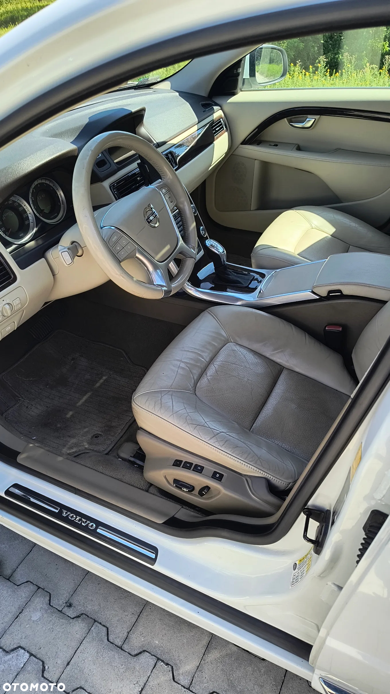 Volvo S80 3.2 Momentum - 13