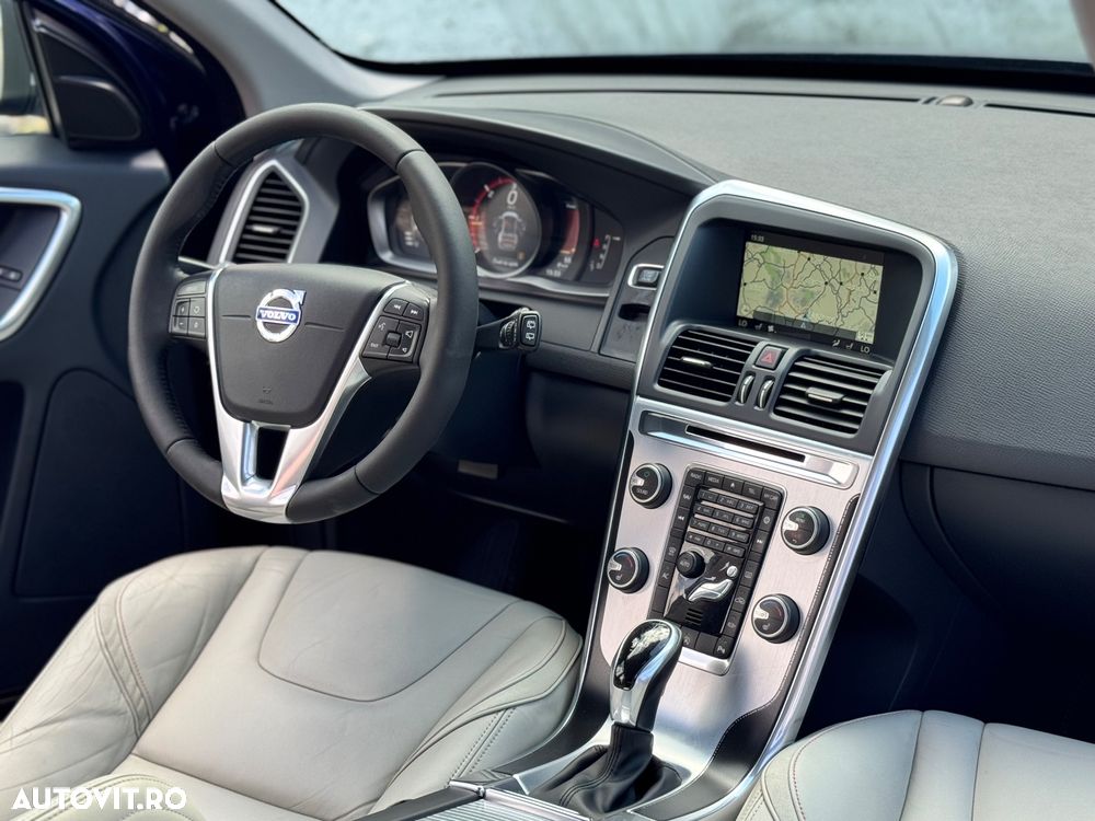 Volvo XC 60 D4 Geartronic Ocean Race - 39