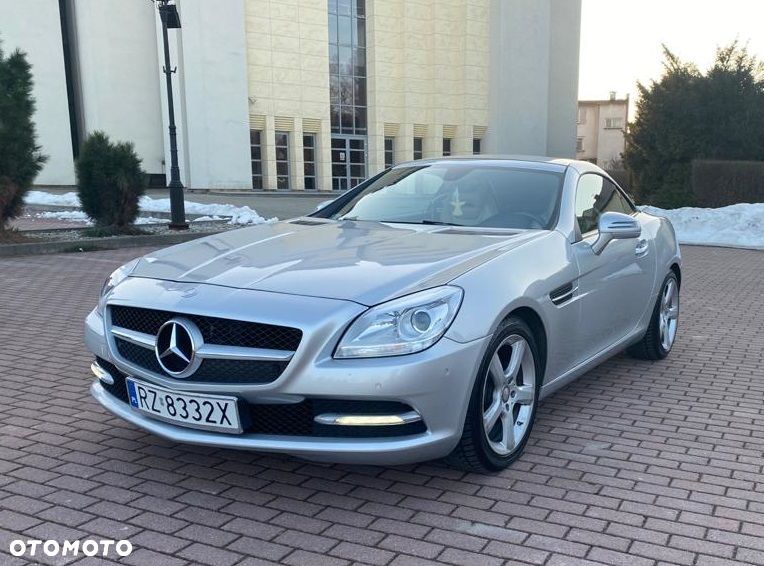 Mercedes-Benz SLK 250 CGI - 19