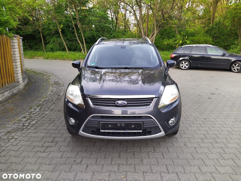 Ford Kuga 2.0 TDCi 2x4 Titanium - 8