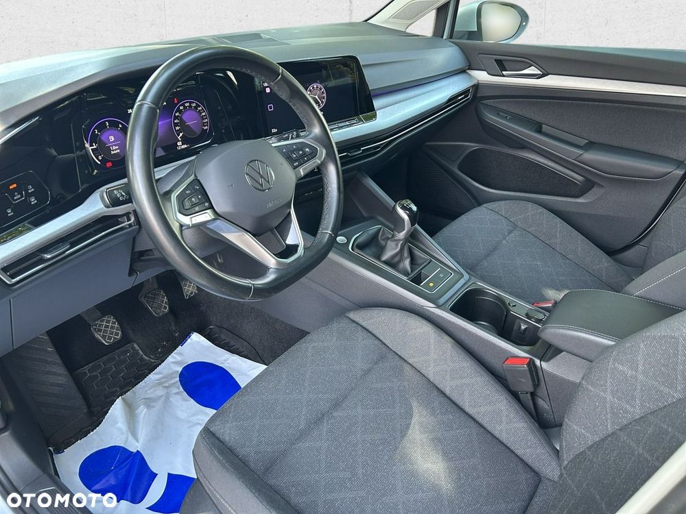 Volkswagen Golf - 12