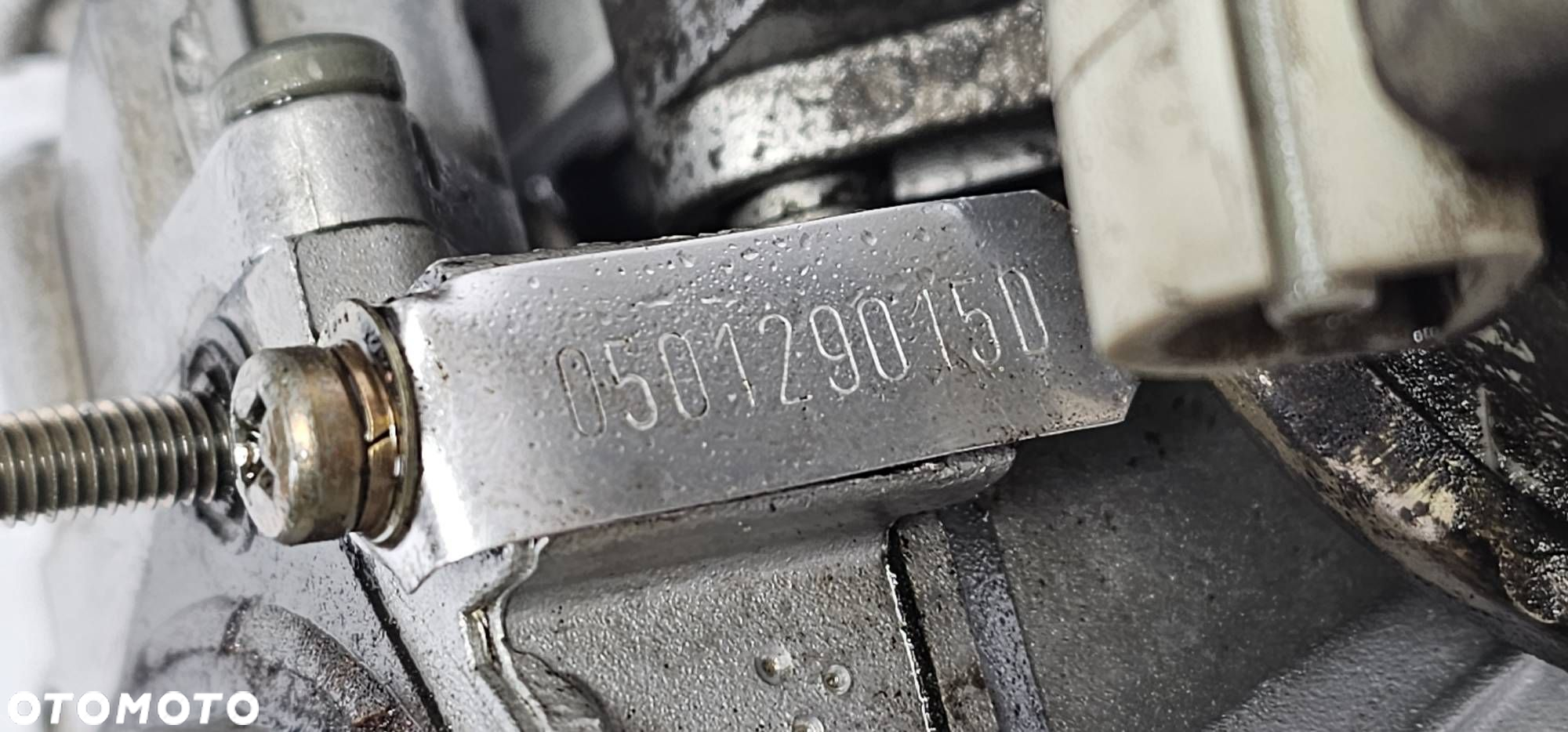 PRZEPUSTNICA AUDI 80 1.6 GAŹNIK 1.6 050129015D - 3