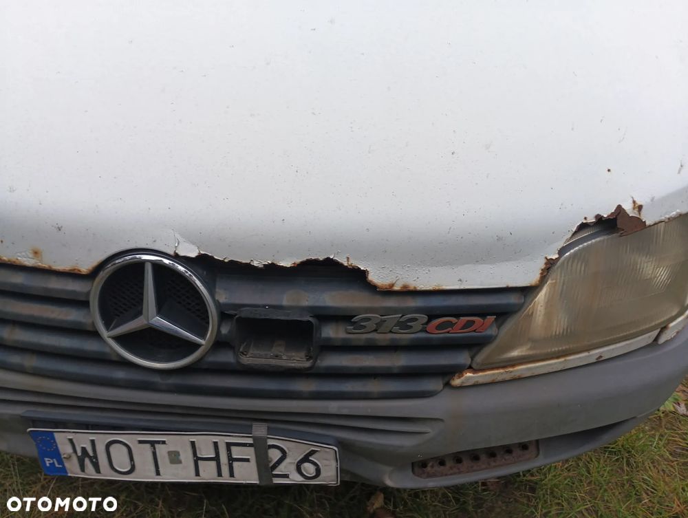 Mercedes-Benz Sprinter - 4