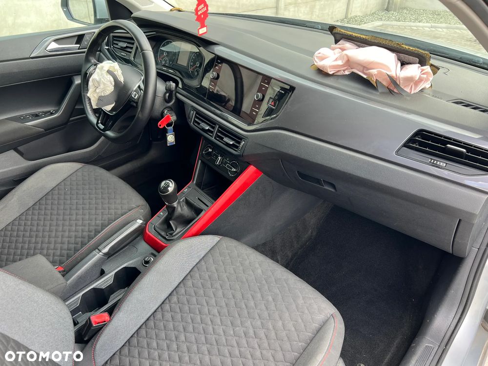 Volkswagen Polo 1.0 TSI - 9