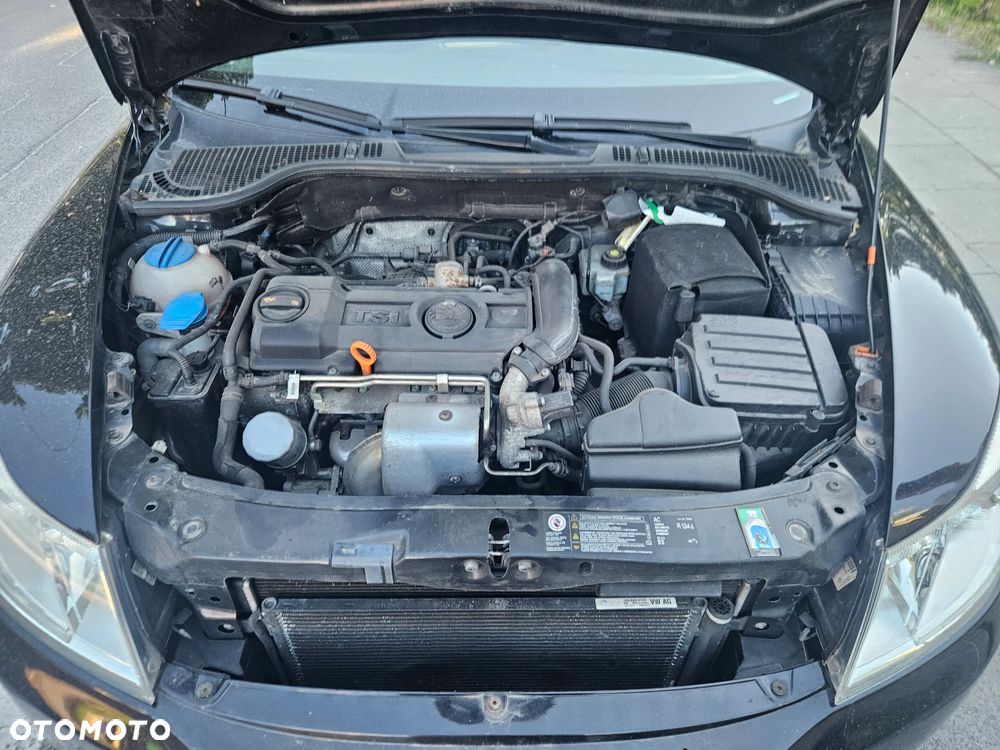 Skoda Octavia 1.4 TSI Ambiente DSG - 25