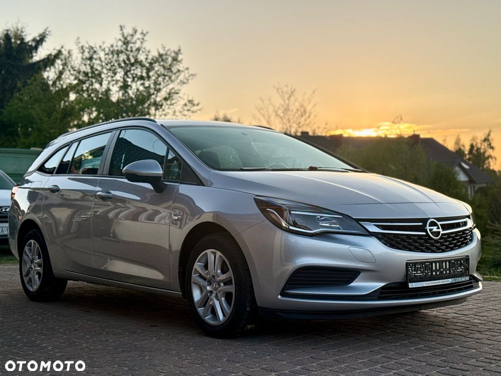 Opel Astra 1.6 D (CDTI) Edition - 1