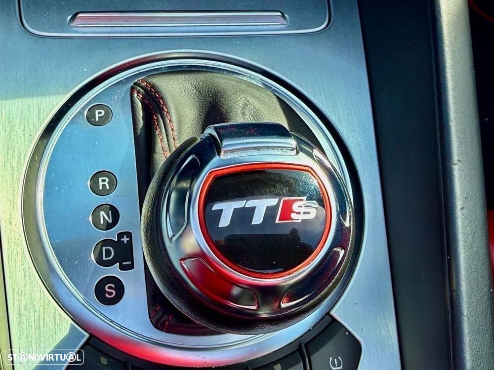 Audi TTS Roadster 2.0 TFSi quattro S Tronic - 11