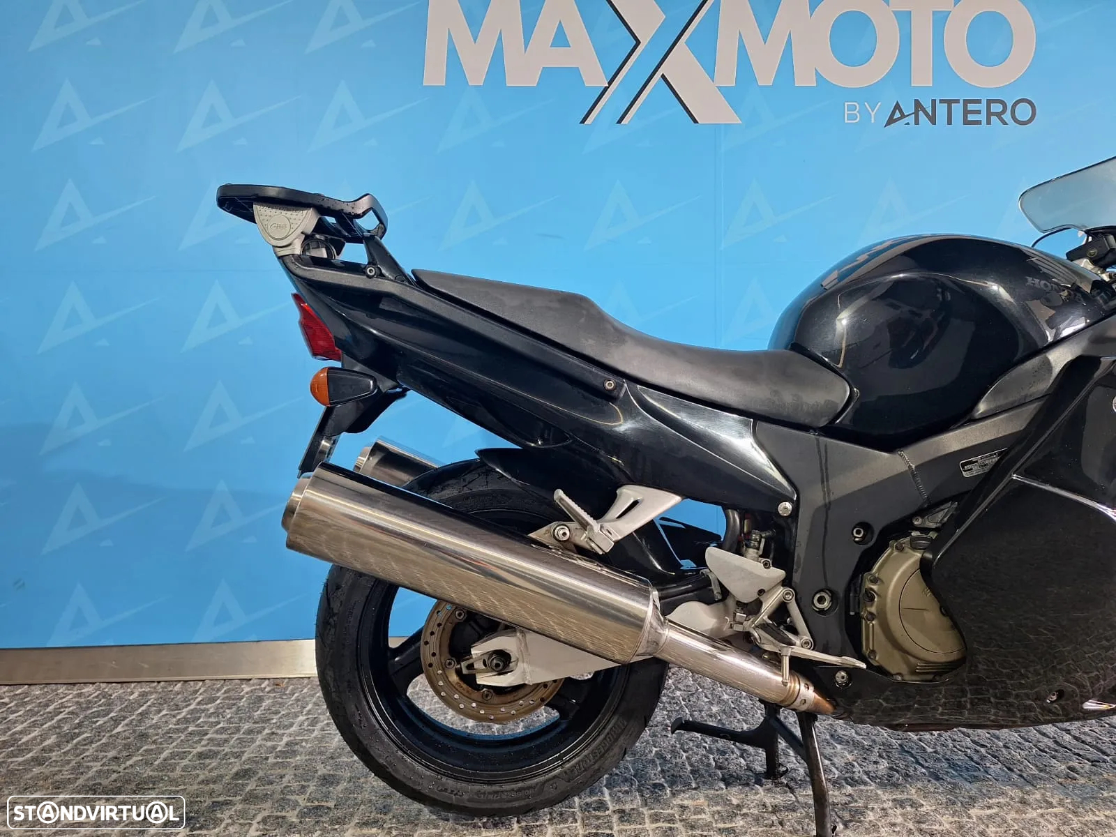 Honda CBR 1100 XX - 4