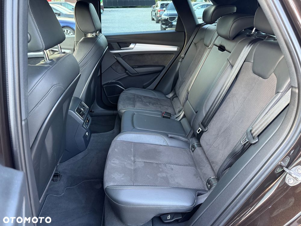 Audi Q5 40 TDI Quattro S tronic sport - 24