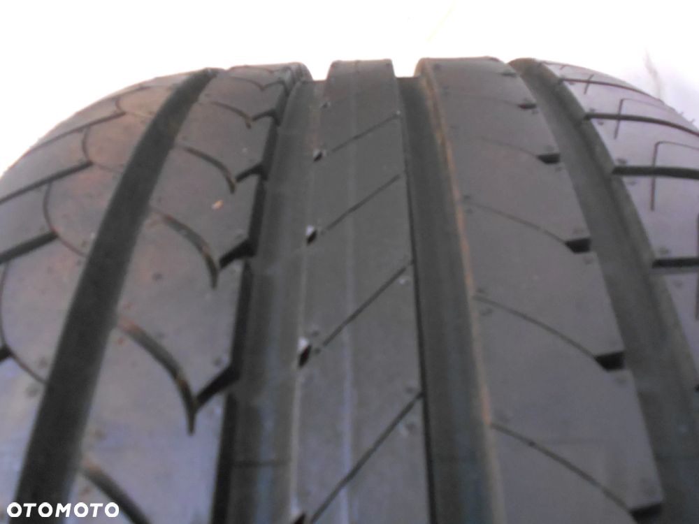 OPONA POJEDYNKA 285/40R20 GOODYEAR EFFICIENT GRIP RSC DOT 5016 8.8MM - 2