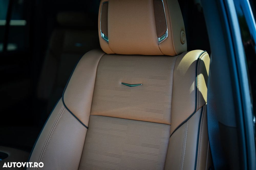 Cadillac Escalade - 21