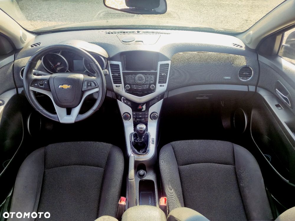 Chevrolet Cruze 1.4T LTZ - 23