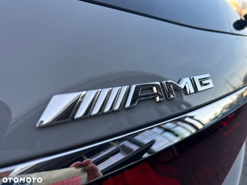 Mercedes-Benz Klasa E - 9