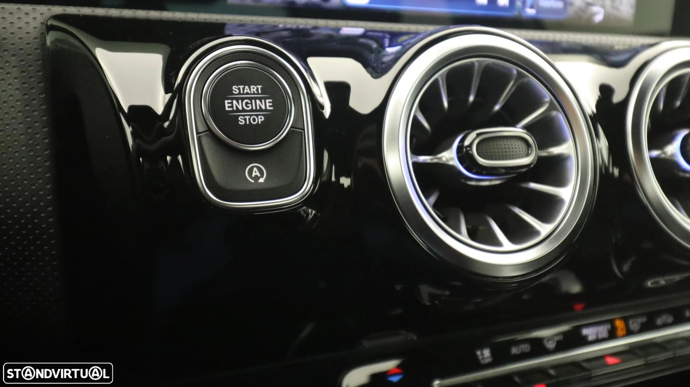 Mercedes-Benz A 180 Limousine d AMG Line Aut. - 19