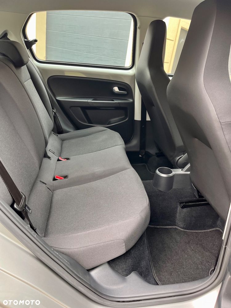 Volkswagen up! 1.0 street - 8