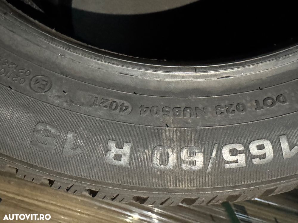 Vând 4 anvelope 165/60/15 vredestein de iarnă noi - 4