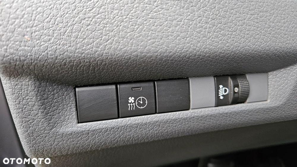 Peugeot EXPERT - 14