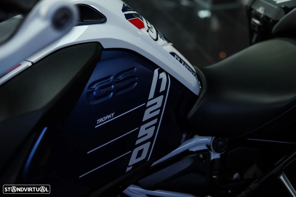 BMW R 1250 GS Adventure TROPHY Rebaixada 4 Packs - 32
